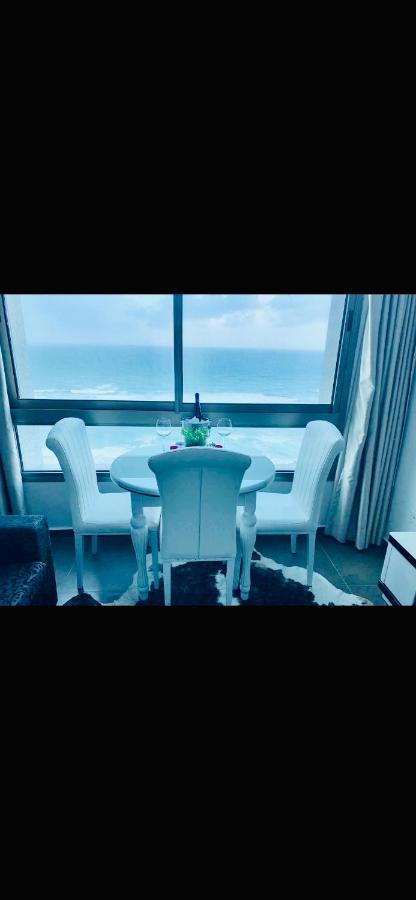 内坦亚Blue In The Sea公寓 外观 照片